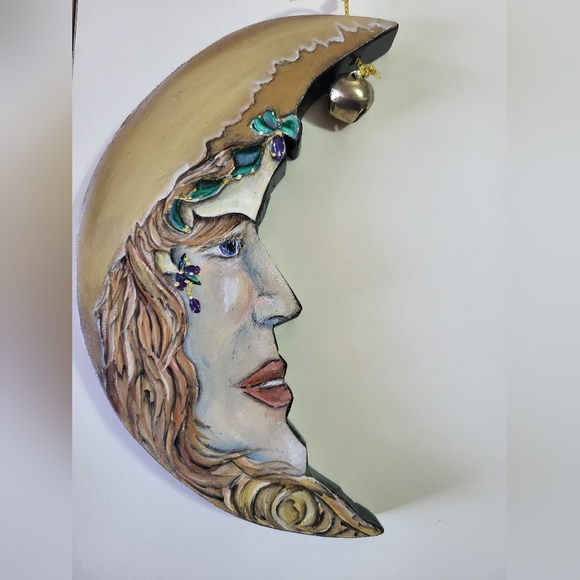 Original Moon Face Decorations - Picture 5 of 6